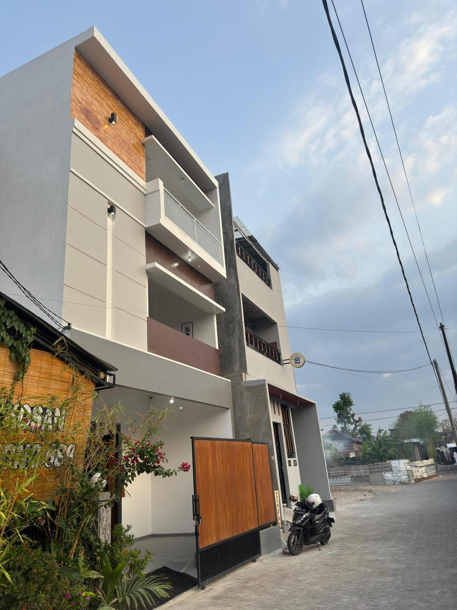 Han Gang Syariah Ponorogo Eksteriør bilde